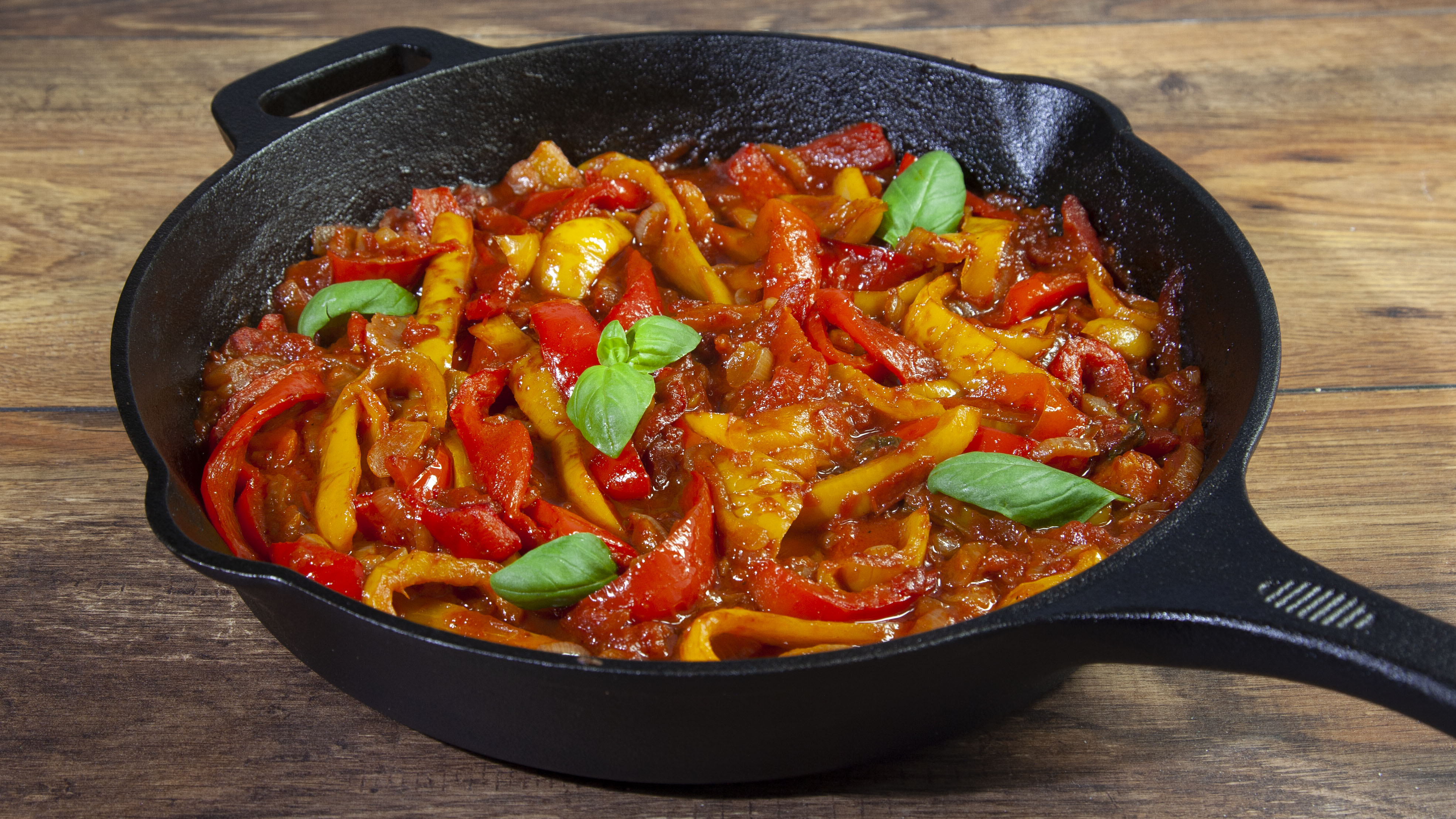 Peperonata ricetta siciliana classica | Cookaround