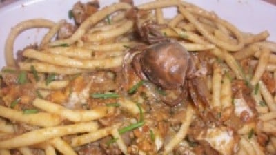 Bigoli di polenta con sugo di granchi