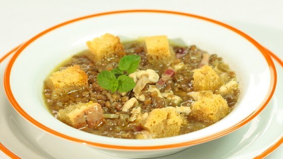 Zuppa di lenticchie, pollo e menta