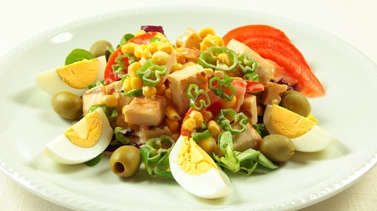 Insalata di pollo alla cilena