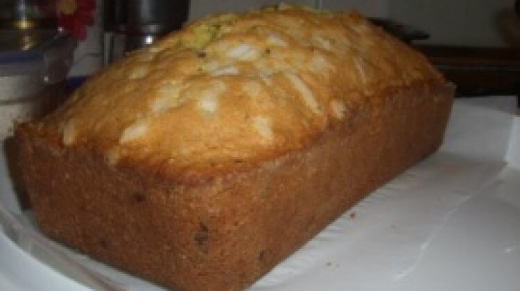 Plumcake con nocciole ai due cioccolati
