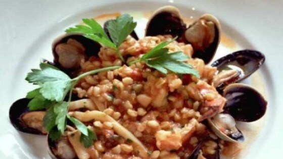 Pasta e fagioli con le cozze