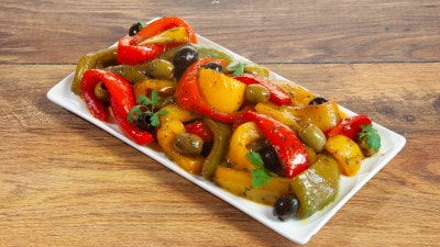 Peperoni in agrodolce con le olive
